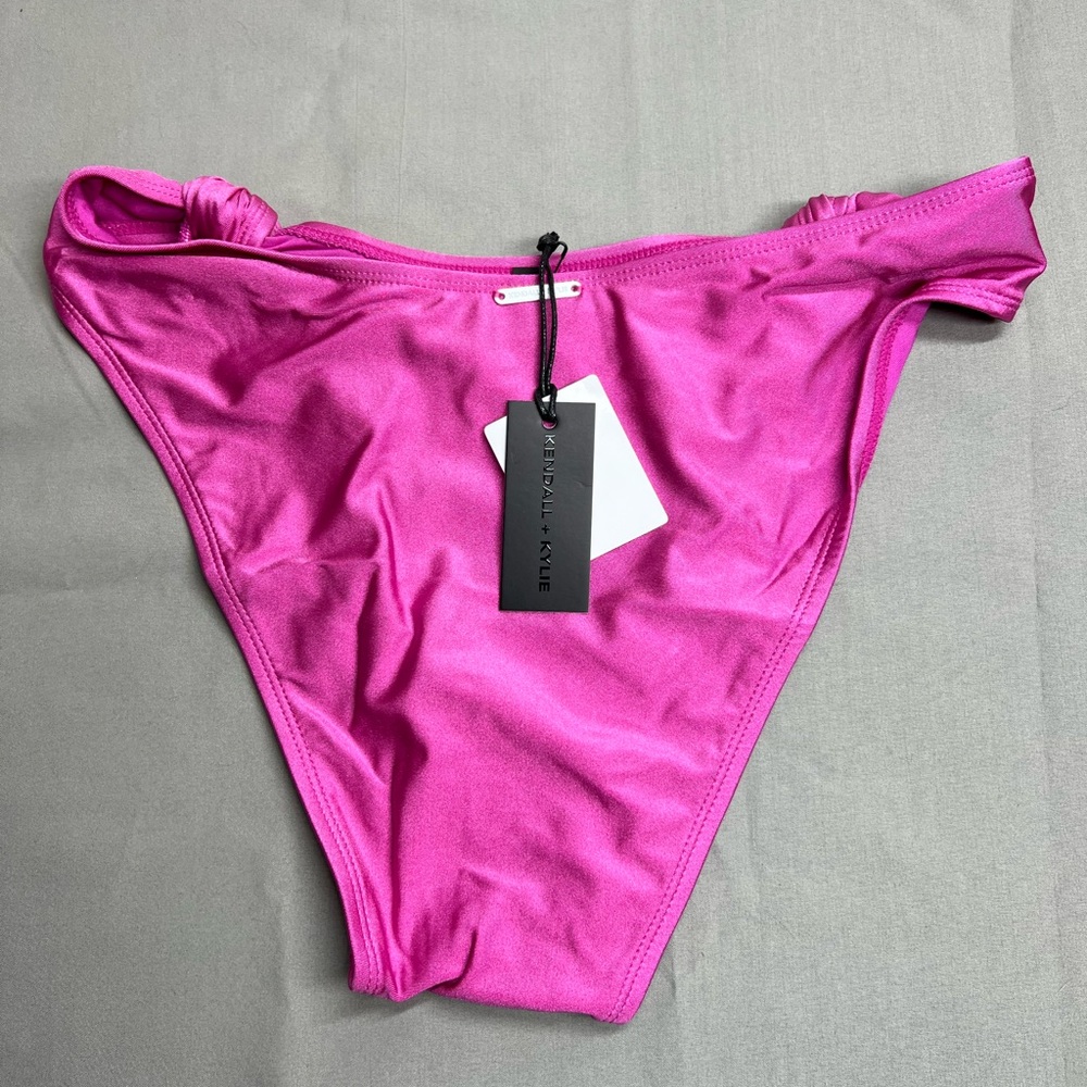 Kendall & Kylie Swim Bottom - Picture 2 of 4